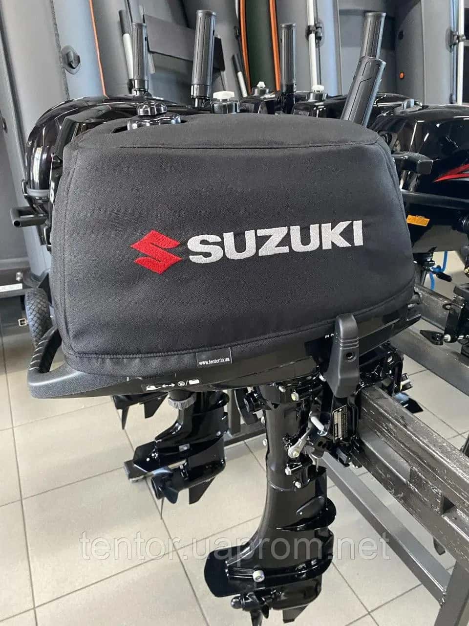 Osłona silnika łodzi Suzuki DF 6 AS. SuzukiDF 4/5/6